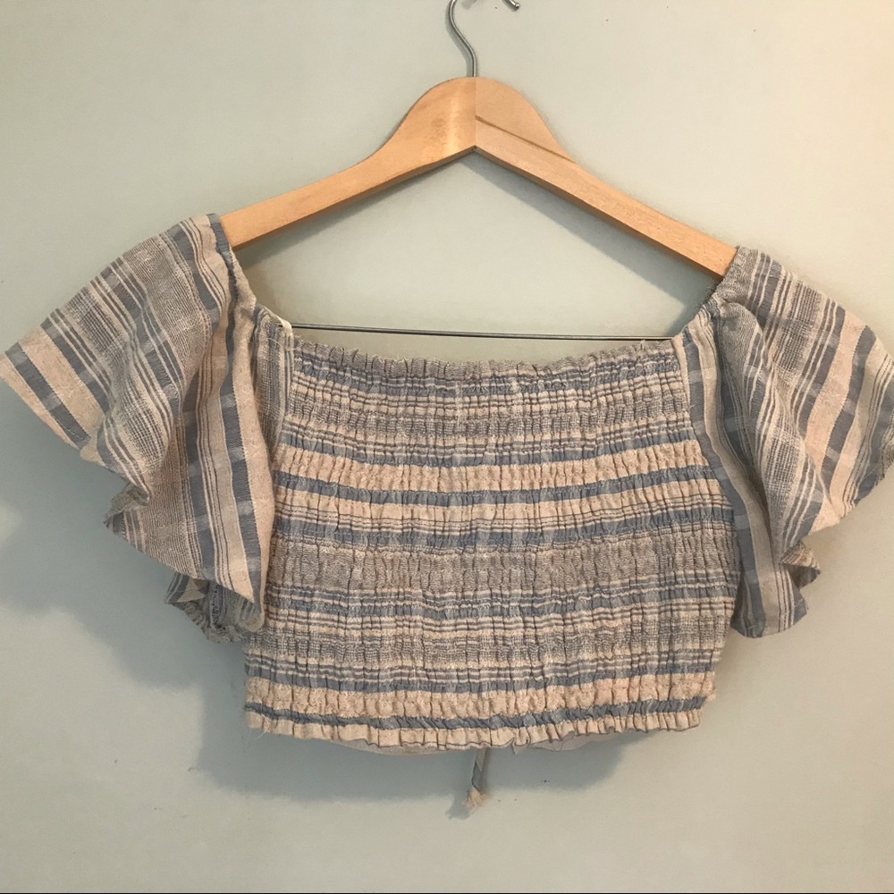 Cropped front tie blouse - Picture 2 of 3